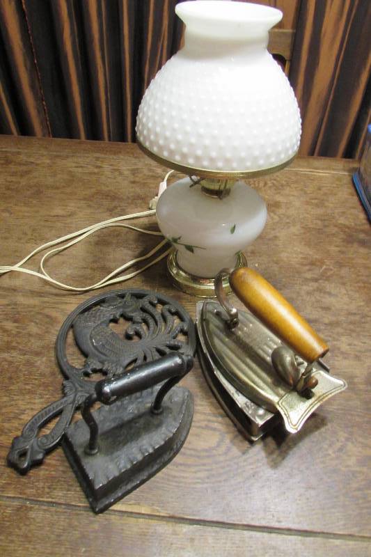 lot 287 image: ELECTRIC LAMP, OLD IRONS AND ROOSTER TRIVET