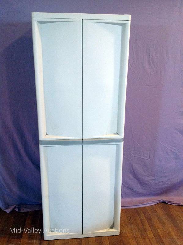 lot 3 image: Outdoor Storage Shelving Unit