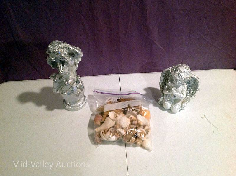 lot 48 image: Decorative Angels & Seashells