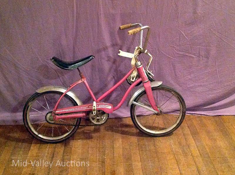 lot 90 image: Vintage Kids Bike