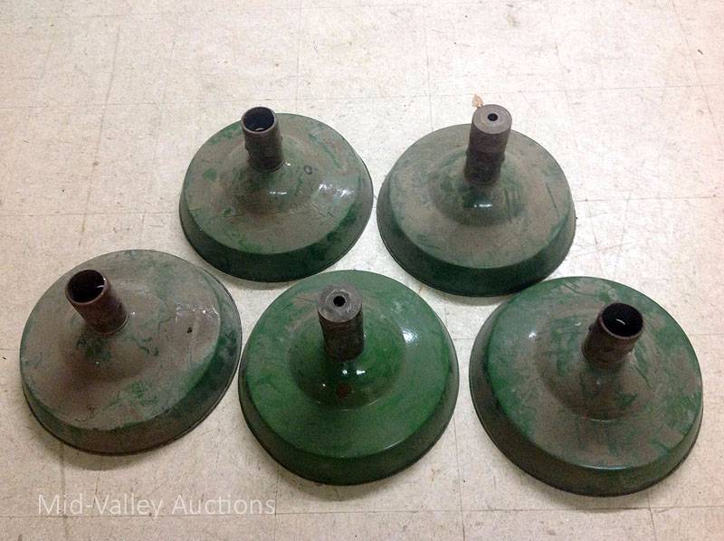 lot 113 image: Industrial Light Fixtures