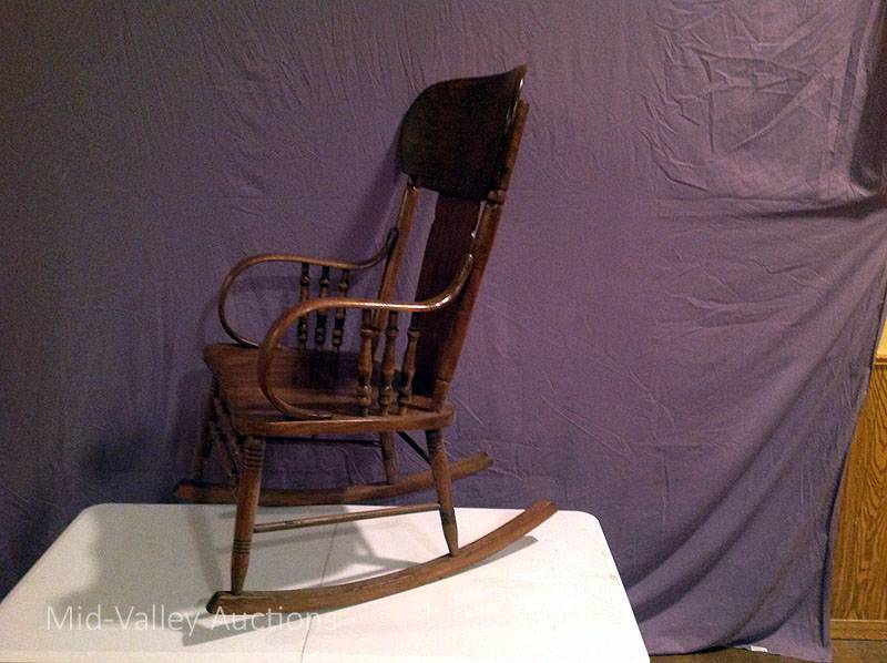 lot 127 image: Wood Rocking Chair