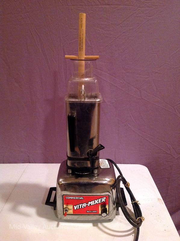 lot 129 image: Commercial Vita-Mixer