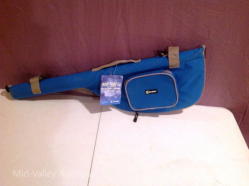 lot 143 image: Fishing Rod & Reel Storage Case
