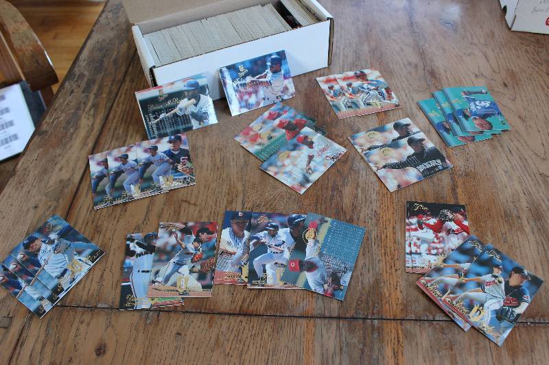 Box of 1994 Flair Baseball Cards...