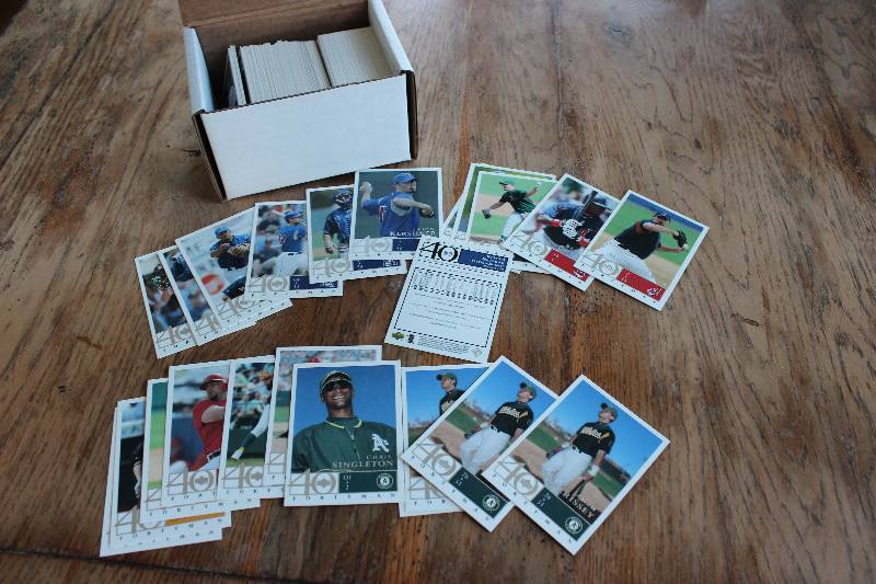 Box of 2003 Upper Deck Yo-man Baseb...