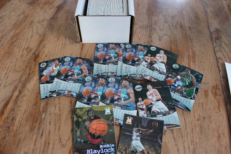 Box of 1998-1999 Skybox Molten Meta...