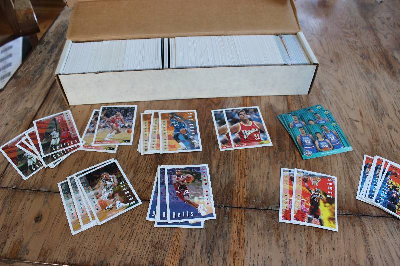 Box of 1992-1993 Upper Deck Basketb...