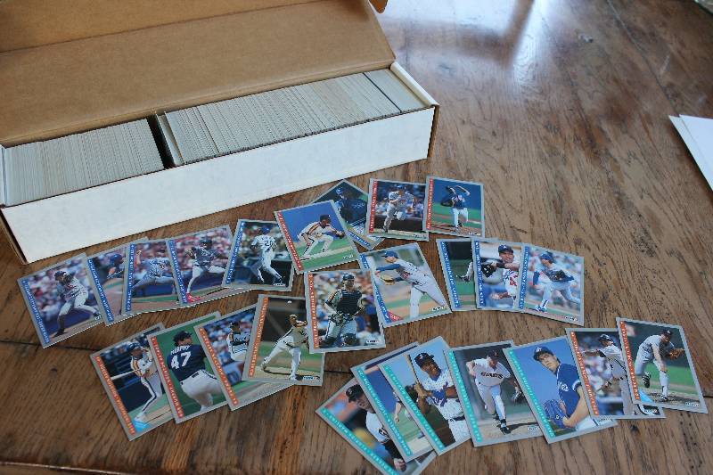 Box of 1993 Fleer Ultra Baseball Ca...