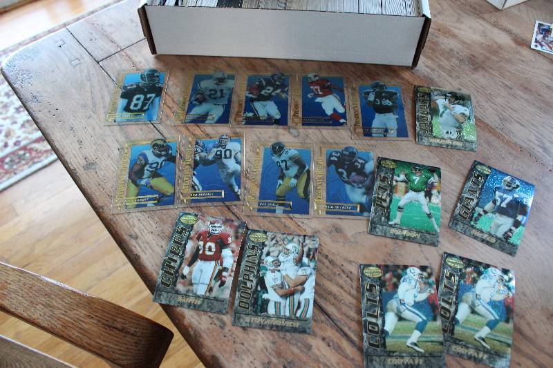 Box of Misc Football Cards...