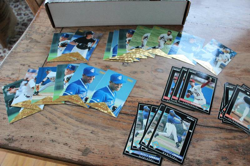Box of Pinnacle Baseball Cards...