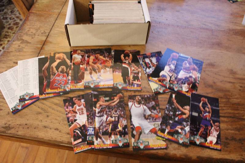 Box of 1993-1994 Fleer NBA Jam Sess...