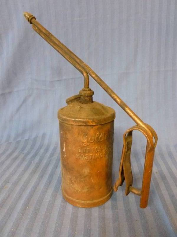 lot 48 image: Vintage Oilier Can