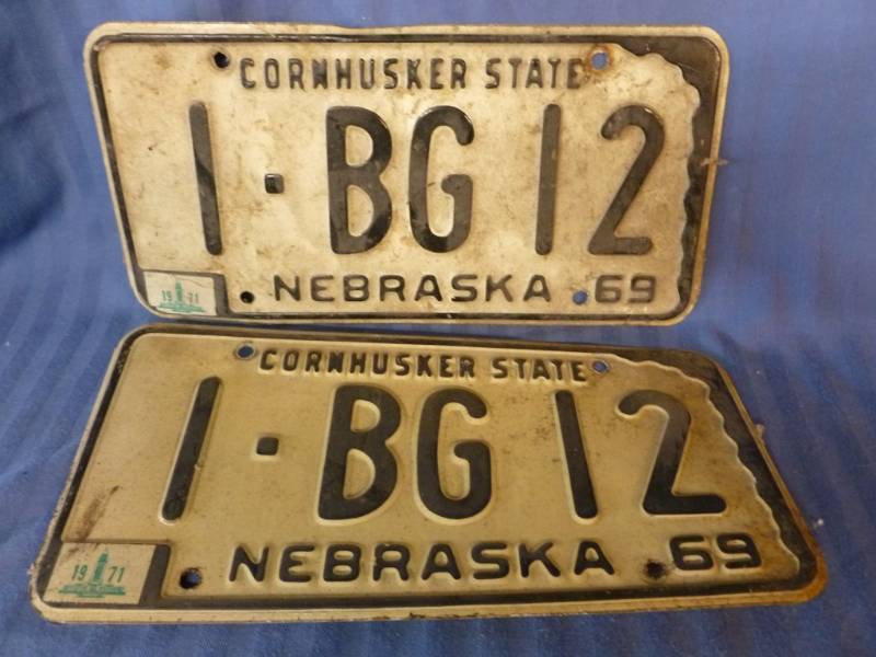 lot 66 image: Vintage License Plates
