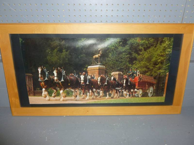 lot 72 image: Beer Collectible