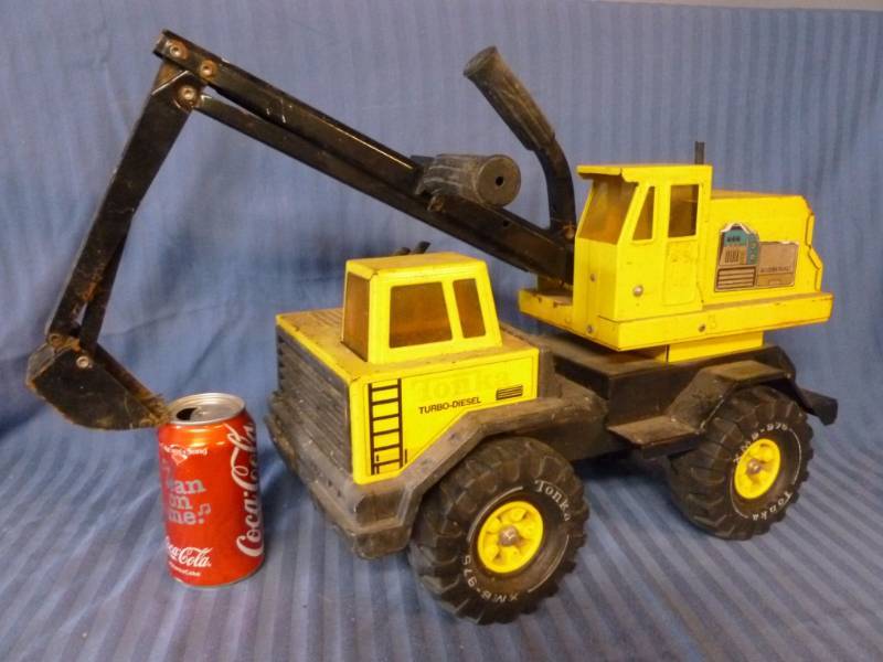 lot 83 image: Tonka