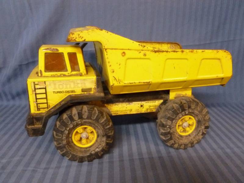 lot 87 image: Tonka