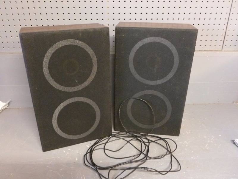 lot 150 image: Vintage Speakers