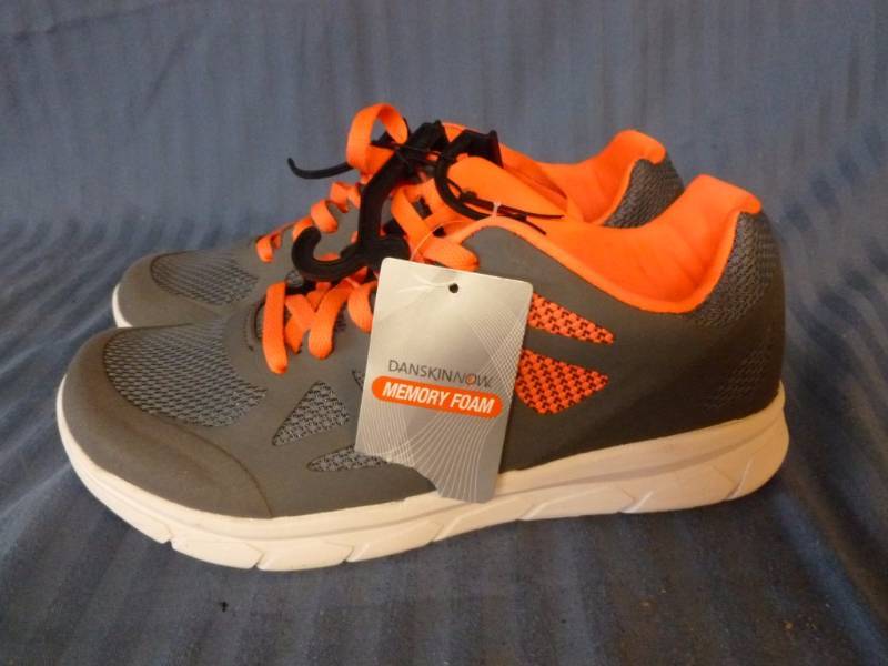 lot 185 image: New Shoes