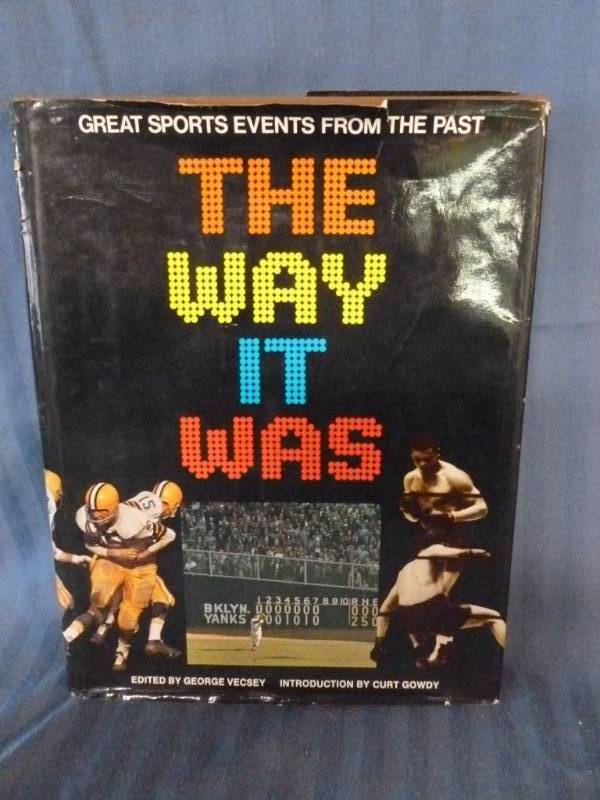 lot 187 image: Sports Collectible