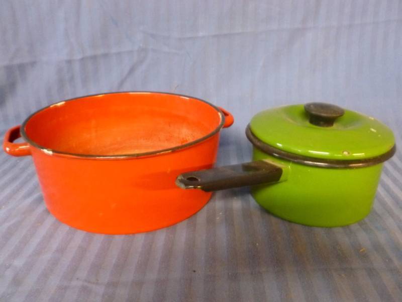lot 196 image: Enamelware
