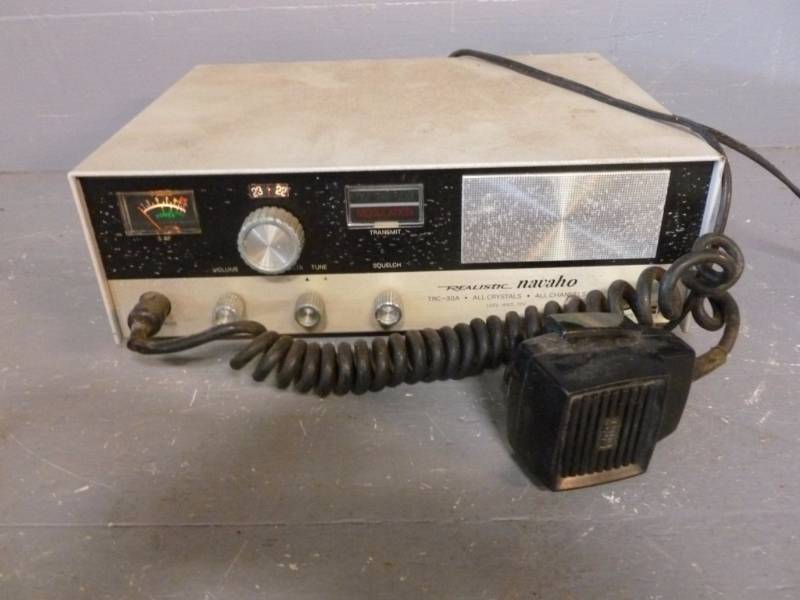 lot 227 image: Vintage CB Radio
