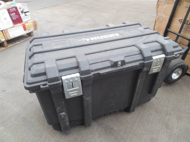 HUSKY HEAVY DUTY TOOLBOX