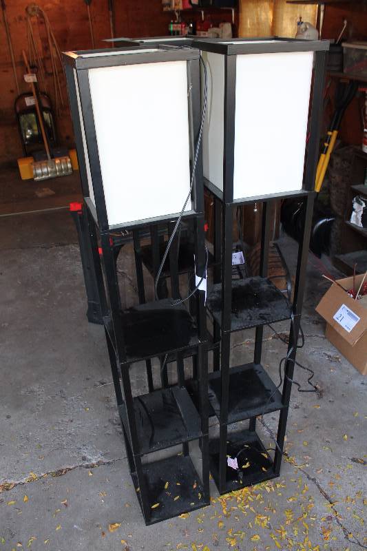 lot 11 image: Floor Lamps