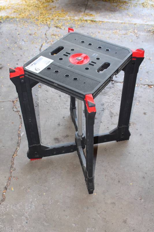 lot 6 image: Husky X-horse Workbench