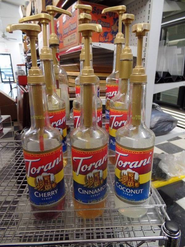 Syrups w Stand All Bottles and Pumps