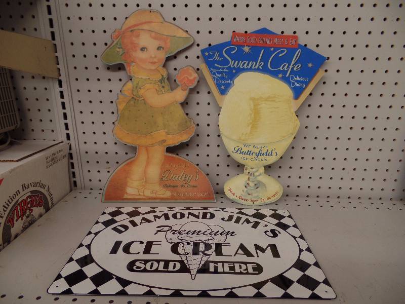 3 Ice Cream Signs