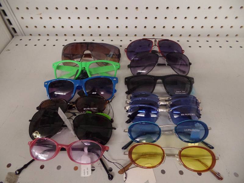 14 Pairs Assorted Sunglasses