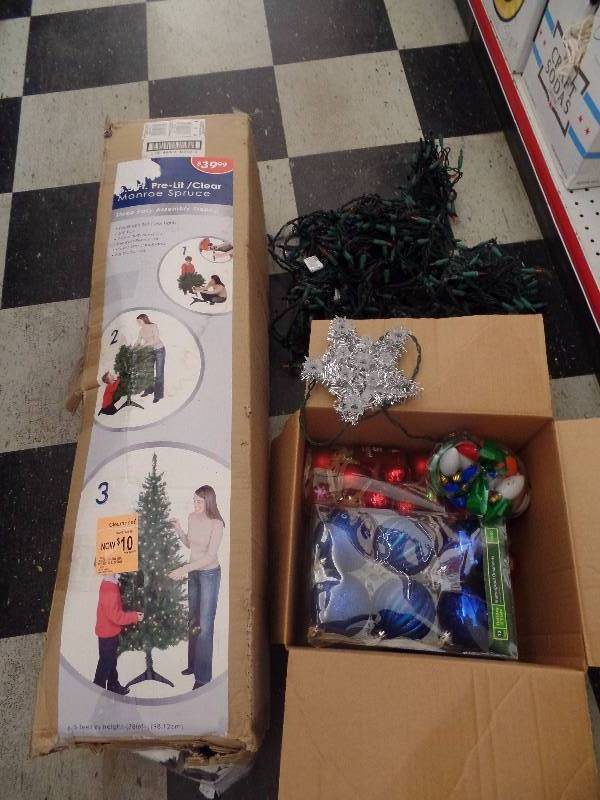 6.5 Ft Prelit Tree, ornaments, tree topper, 3 strands of lights