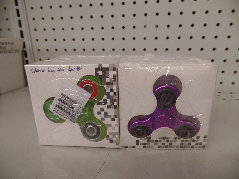 15 Glow in Dark Fidget Spinners 1  Metalic Spinner
