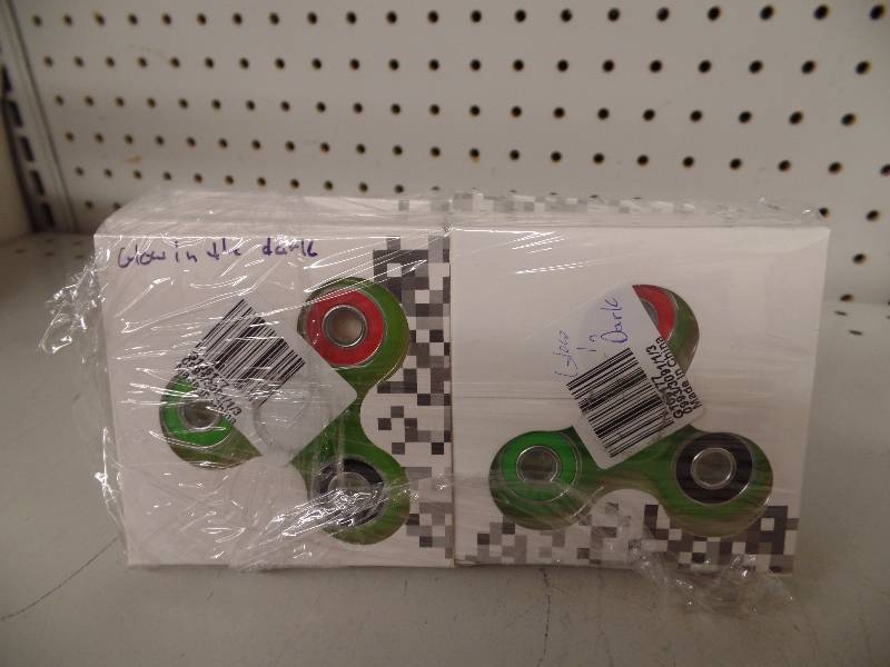 10 Glow in Dark Fidget Spinners