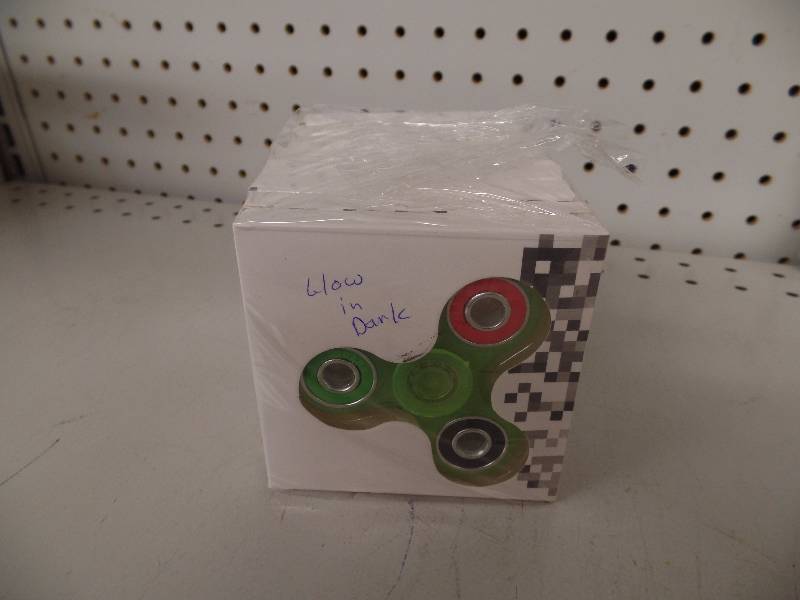 10 Glow in Dark Fidget Spinners