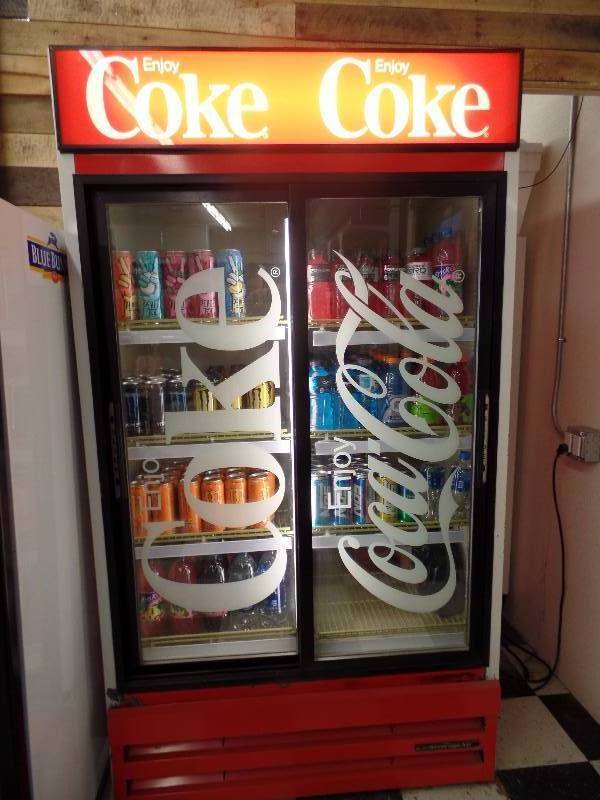 lot 26 image: Coke Cooler