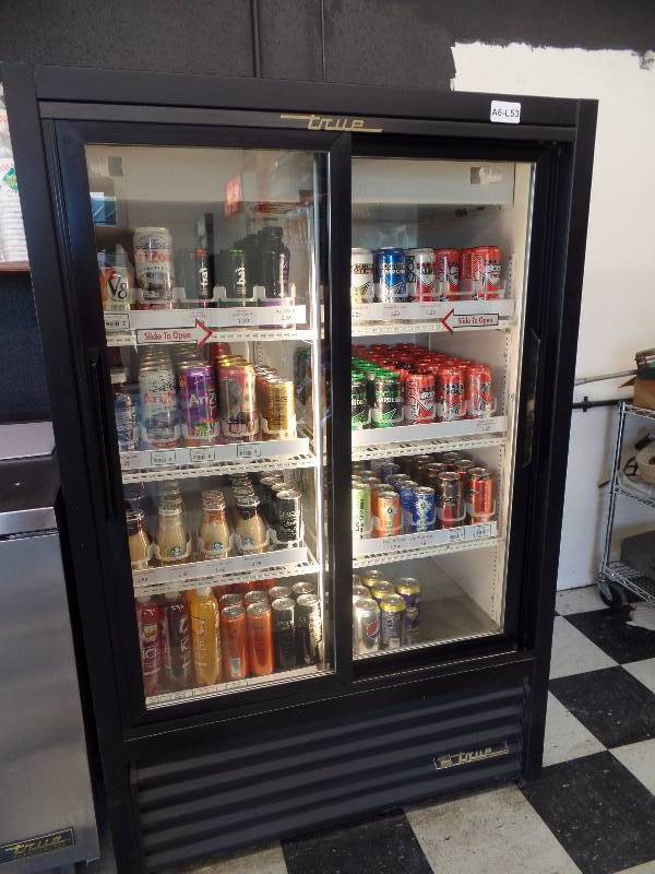 lot 53 image: True 2-door cooler