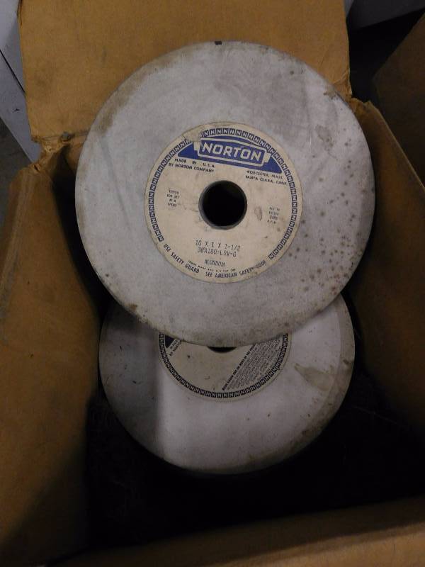 lot 28 image: Misc. Lot of Grinding Wheels