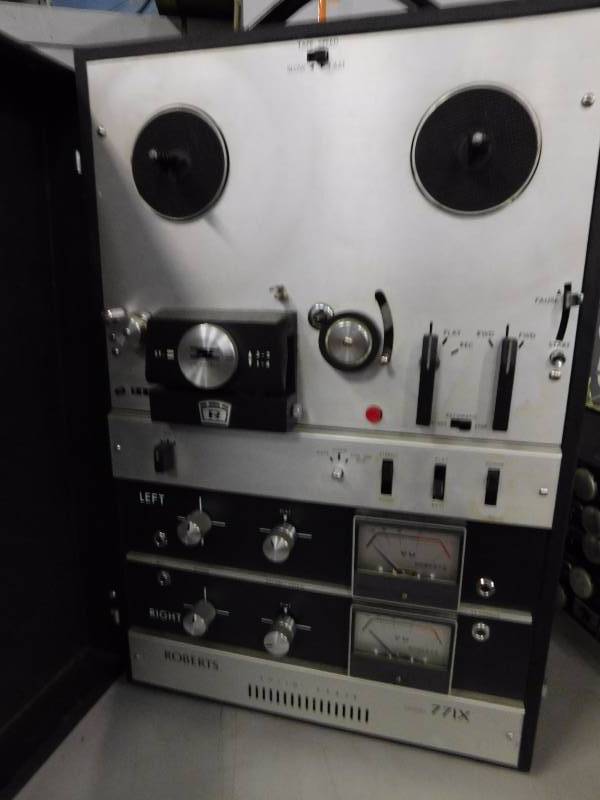 lot 31 image: Roberts 771X Solid State Reel to Reel