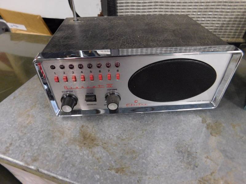 lot 40 image: Misc. Lot of Electronics