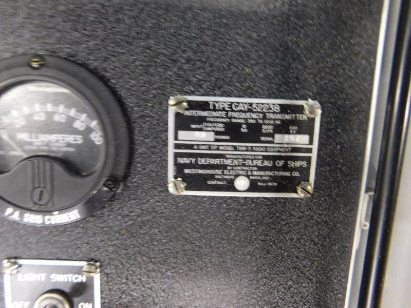 lot 75 image: Vintage Navy Dept. Bureau Transmitter
