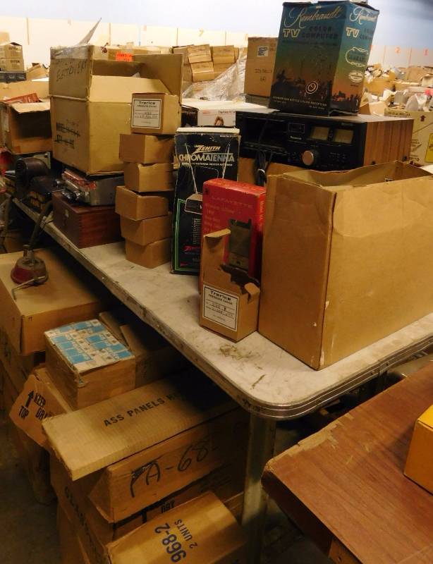 lot 79 image: Large Assortment - grab bag lot