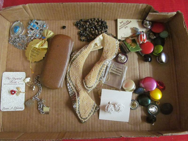 costume jewelry