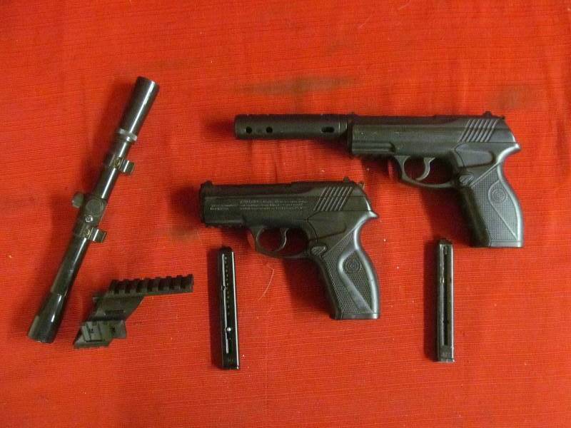 BB pistol