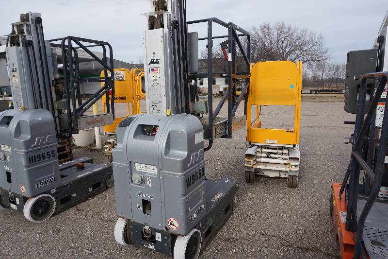 2009 JLG Model 15MVL ElectricHydraulic Man Lift
