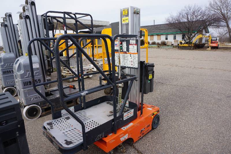 2004 JLG Model 12SP ElectricHydraulic Man Lift