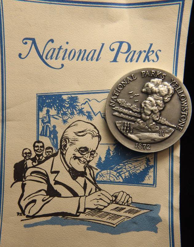 VINTAGE NATIONAL PARKS 1.15 TROY OZ. STERLING SILVER ART ROUND LONGINES SYMPHONETTE SOCIETY