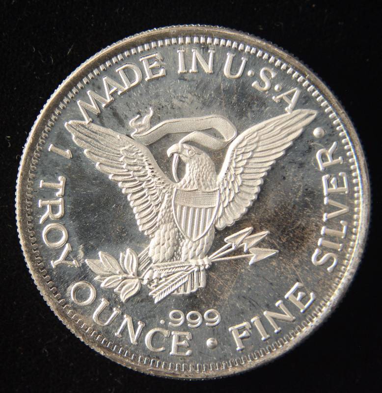 1 TROY OZ. .999 FINE SILVER VINTAGE DICK TRACY ROUND