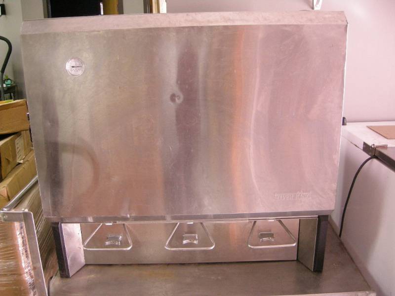 lot 13 image: Silver King Milk CoolerDispenser